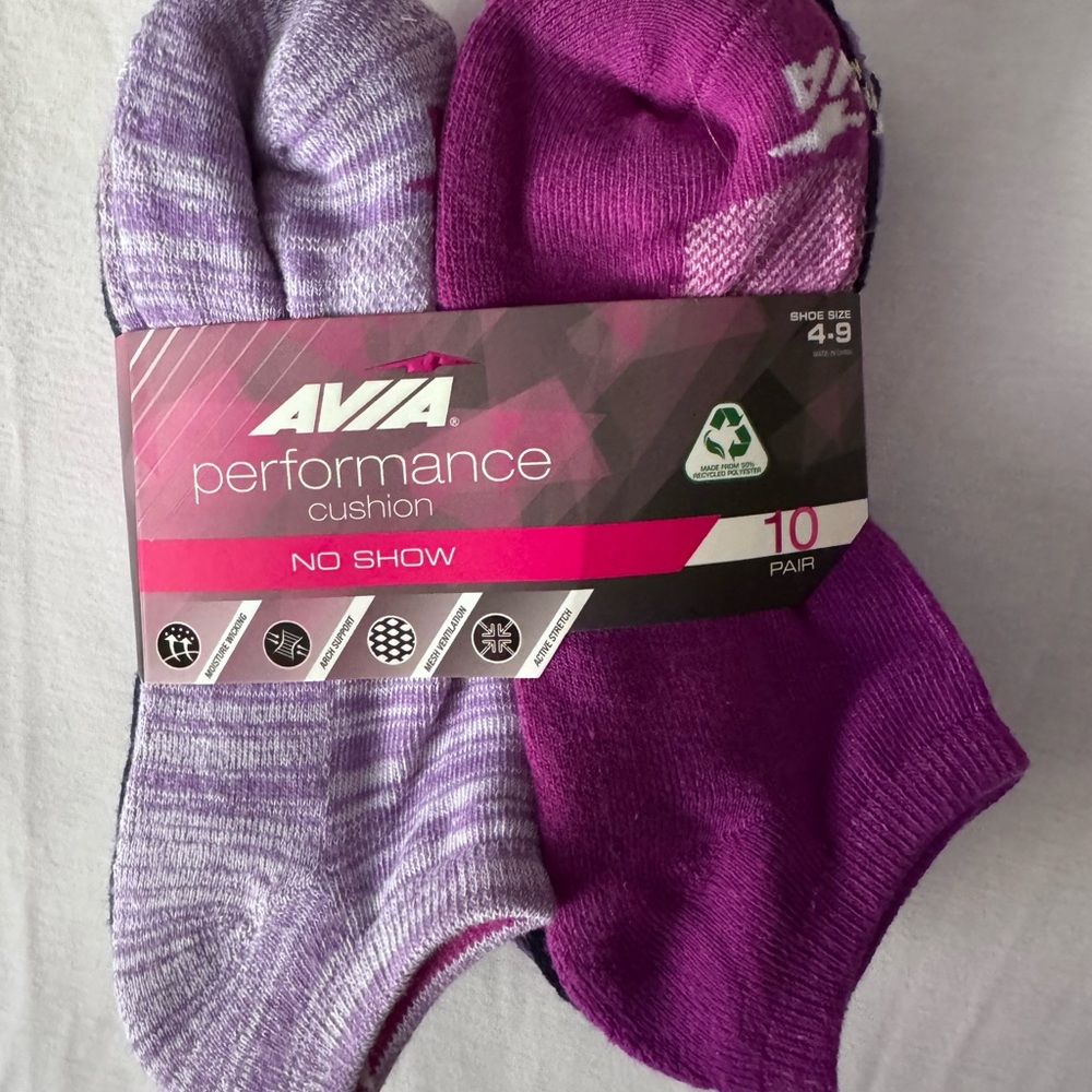 Avia Performance Cushion, No Show Socks Purple and Lavender